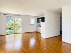 Hauptbild 3-Zimmer-Erdgeschosswohnung in Reutlingen mit Gartenanteil und TG-Stellplatz