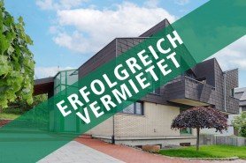 Hauptbild Großzügiges Design-Einfamilienhaus mit Kamin und Weitblick